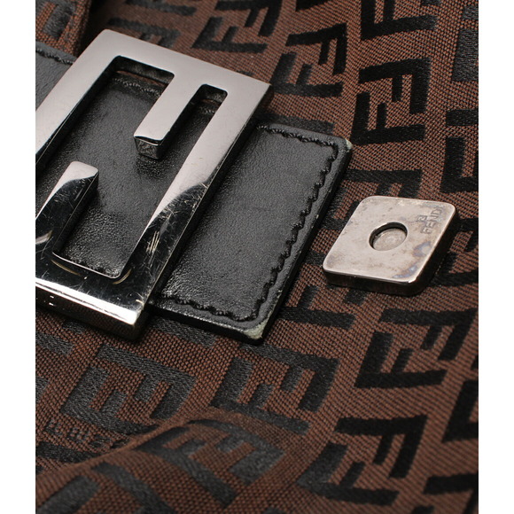 Fendi Mamma Baguette Zucchino Handbag